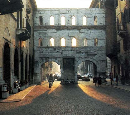 Verona Town Square